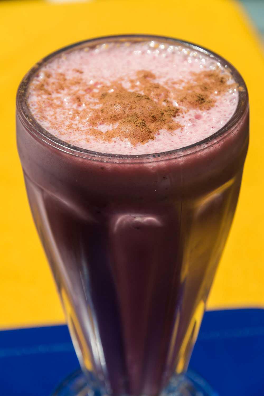 A licuado de fresa. Licuados are made from fruit and, usually, milk, though some fruits go best with water.